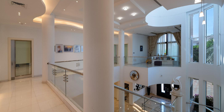 7-Bedroom-Villa-in-Emirates-Hills-Dubai-13.png