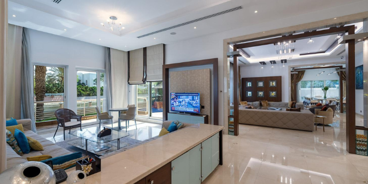 7-Bedroom-Villa-in-Emirates-Hills-Dubai-15.png