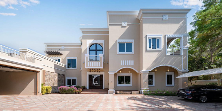 7-Bedroom-Villa-in-Emirates-Hills-Dubai-24.png