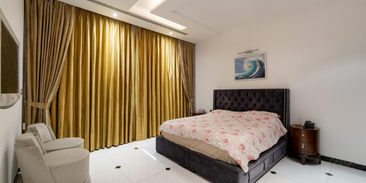 7-Bedroom-Villa-in-Emirates-Hills-Dubai-8.png