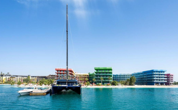 Artist-Hotel-at-The-World-Islands-Dubai-7.png