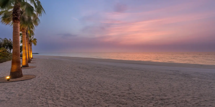 Beachfront-Mansion-for-Sale-in-Jumeirah-Bay-Island-11.png