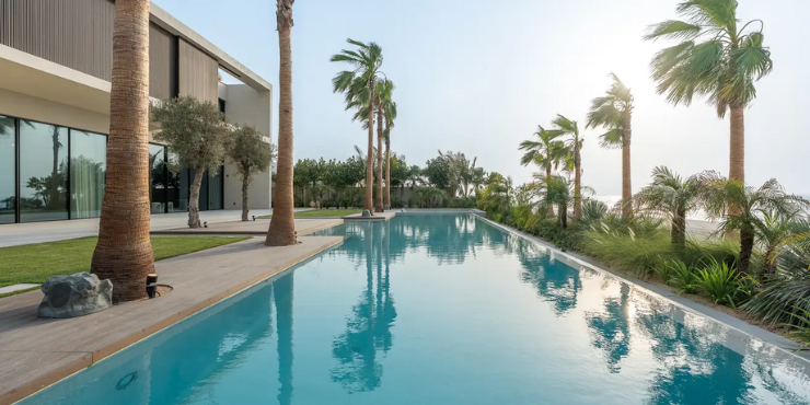 Beachfront-Mansion-for-Sale-in-Jumeirah-Bay-Island-12.png