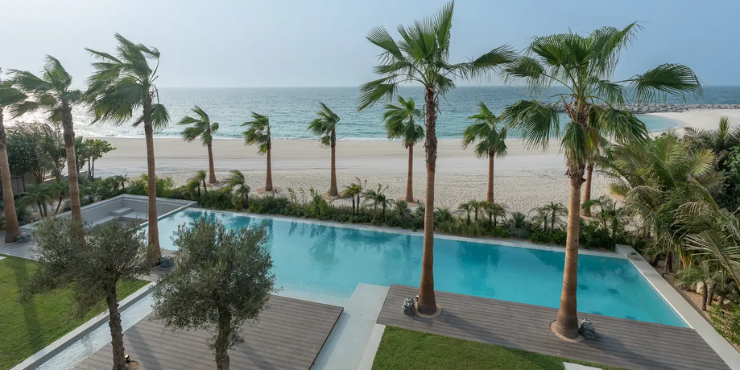 Beachfront-Mansion-for-Sale-in-Jumeirah-Bay-Island-16.png