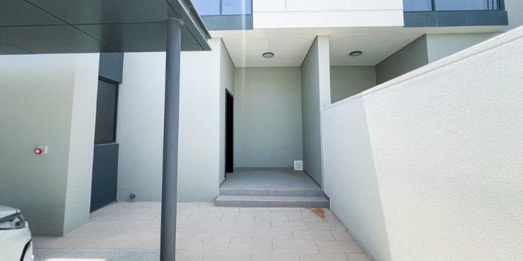Elegant-3BRMaid-Townhouse-for-Sale-in-Murooj-Al-Furjan-West-8.png