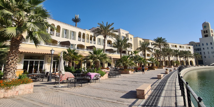 Leasehold-Shopping-Mall-for-Sale-in-Dubai-Investments-Park-DIP-1-4.png