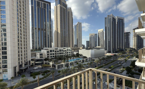 Luxury-1BR-in-Creek-Palace-with-Burj-Khalifa-Sea-View-13.png
