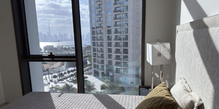 Luxury-1BR-in-Creek-Palace-with-Burj-Khalifa-Sea-View-7.png