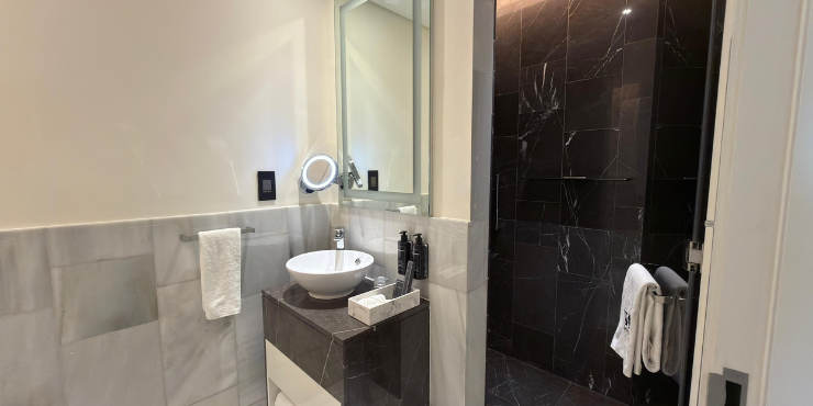 Palm-Jumeirah-Hotel-Apartments-for-Sale-2.png
