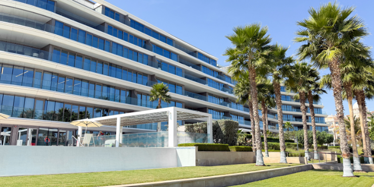 Ready-3BR-Apartment-in-W-Residences-Palm-Jumeirah-2.png